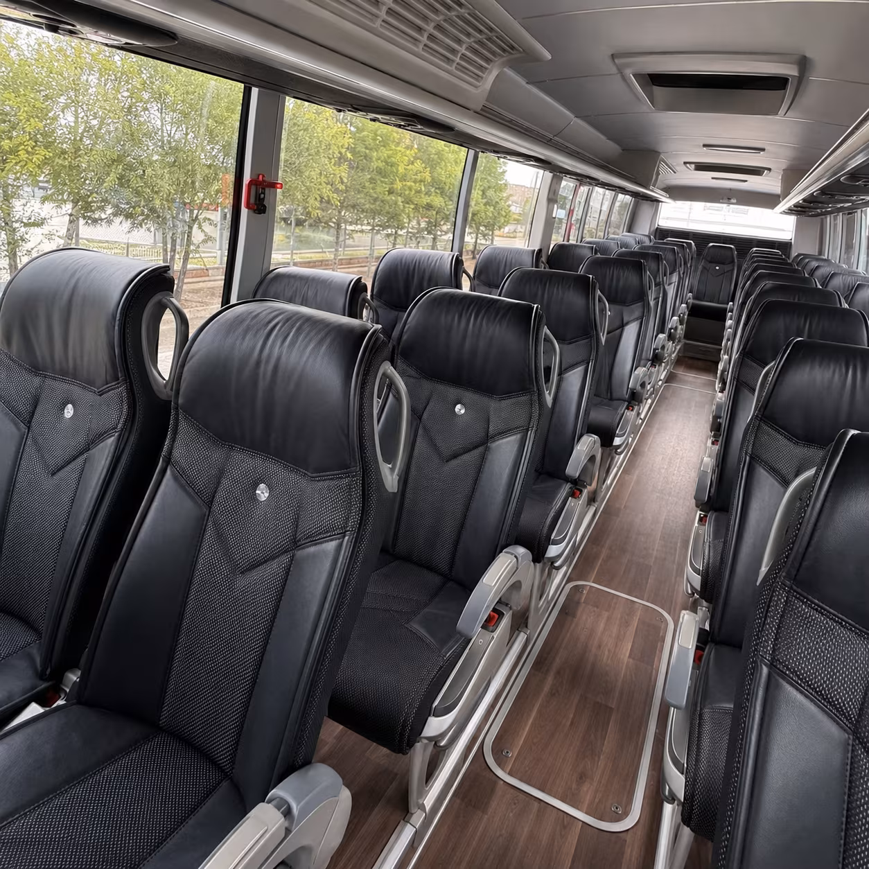 charter buses for ann arbor corporate events and team outings