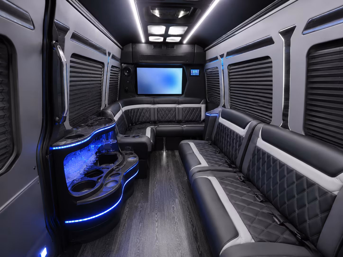 reserve transportation for your next airport transfer 2