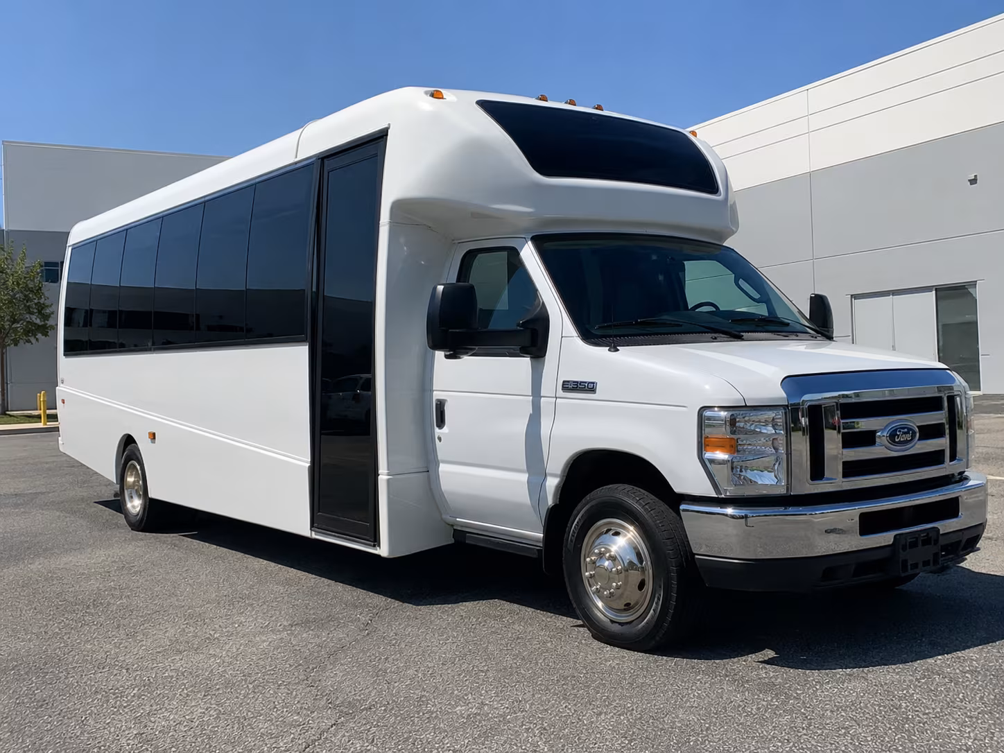 reserve transportation for your next airport transfer 3