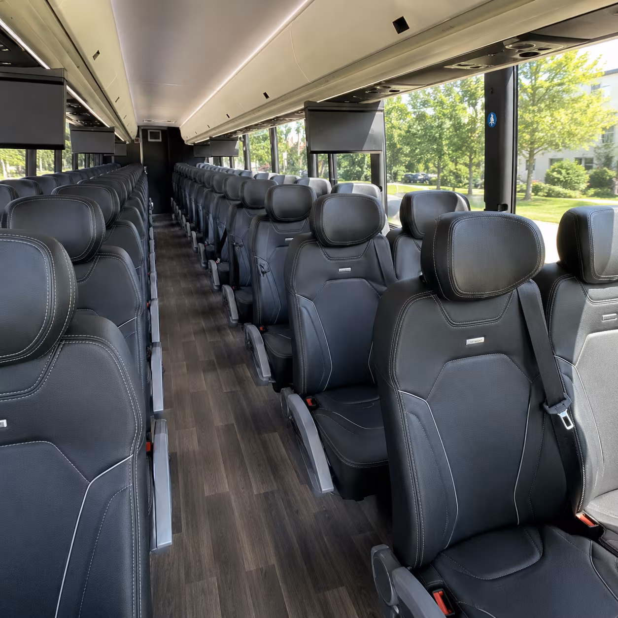 reserve transportation for your next bachelor or bachelorette party 2