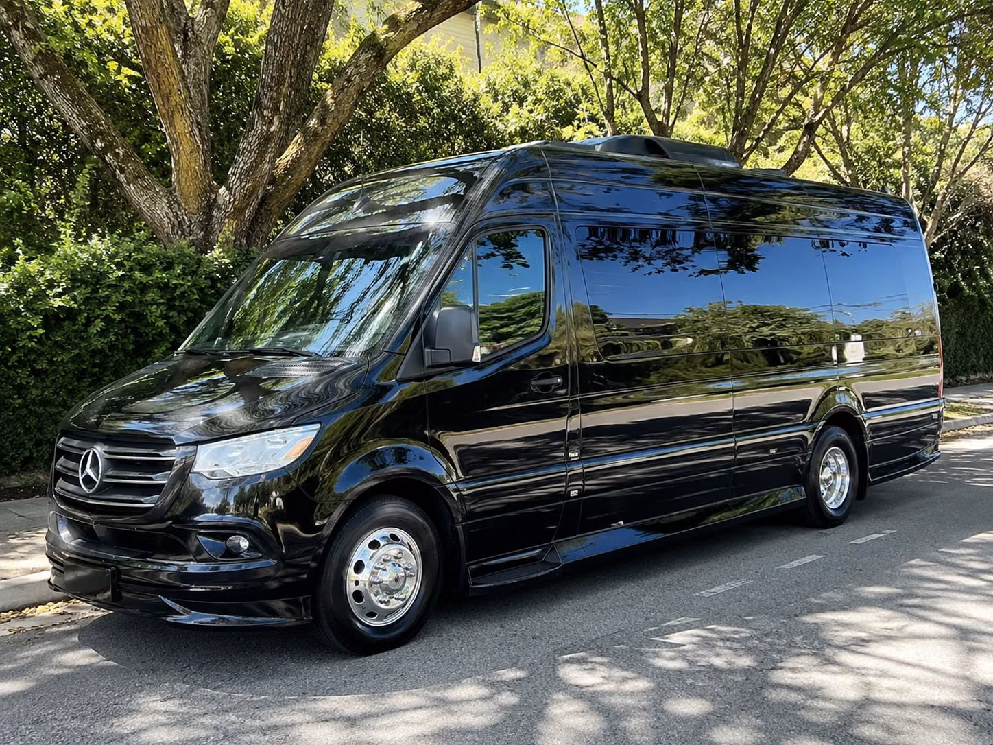 reserve transportation for your next bachelor or bachelorette party 4