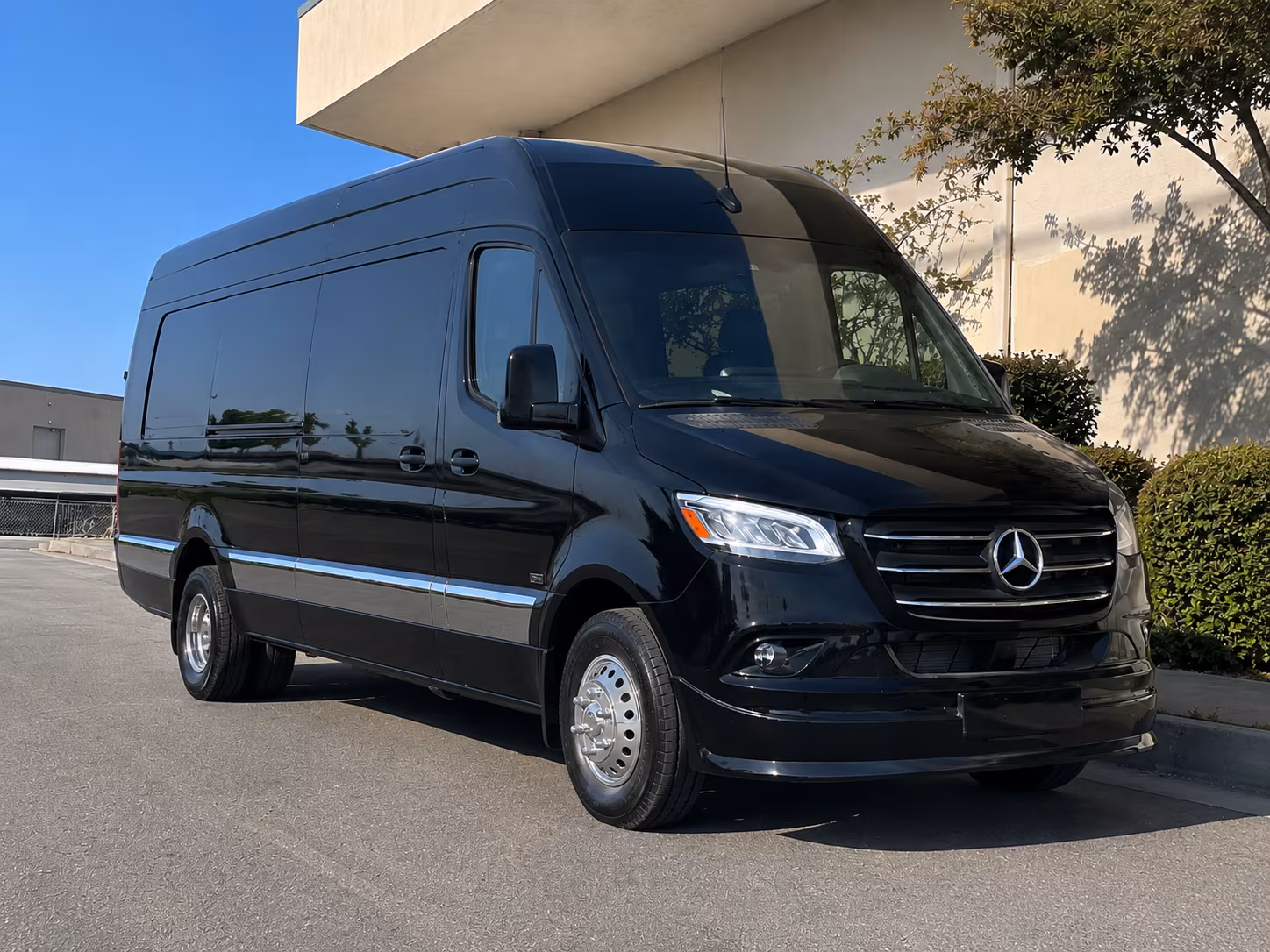 reserve transportation for your next corporate event 3
